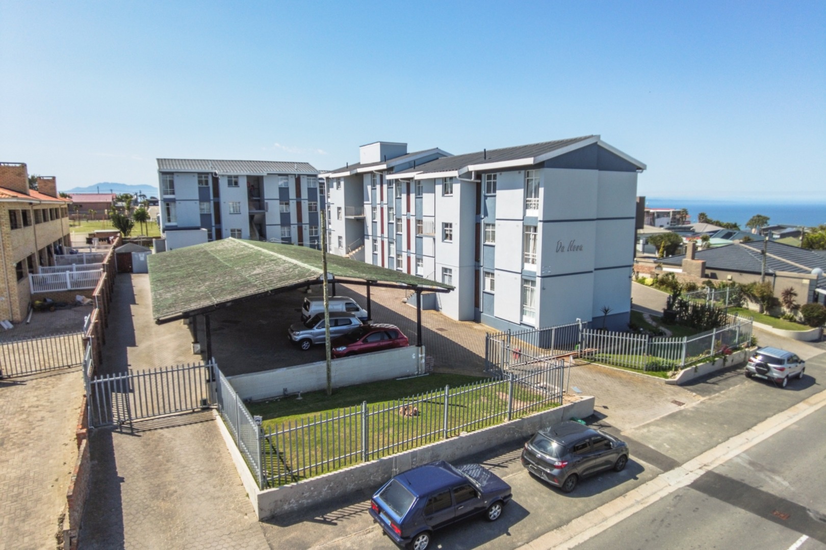 1 Bedroom Property for Sale in Da Nova Western Cape